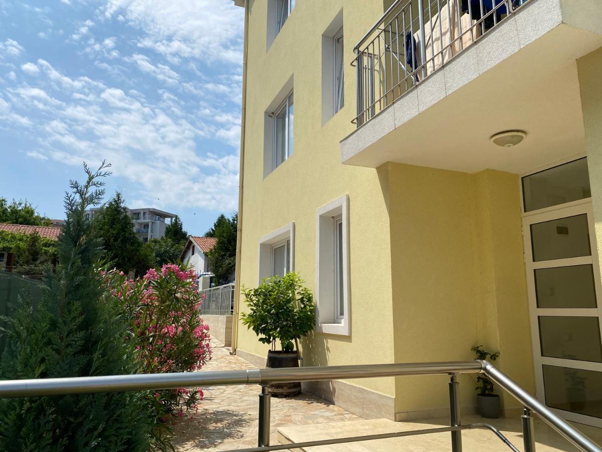 Byala Friendy Sea Apartaments Exterior photo